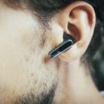 JBL Live Flex 3: Åpne trådløse ørepropper med skjerm på etuiet