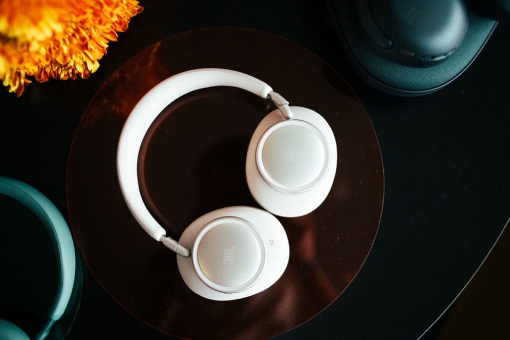 JBL Live 780NC